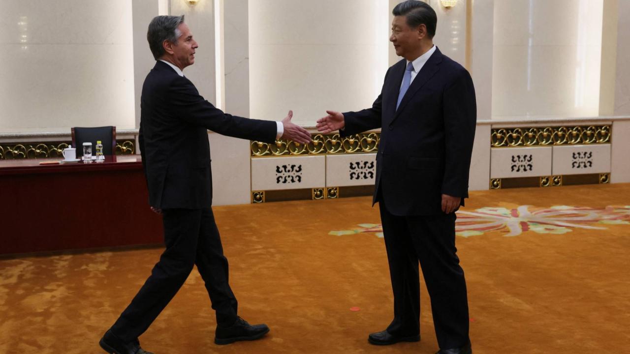 Antony Blinken y Xi Jinping en Pekín.